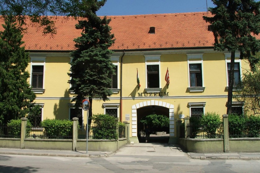 A múzeum főbejárata